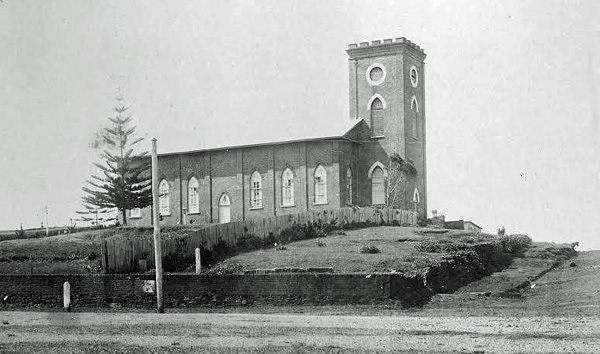 St Thomas' Church of England, Port Macquarie c.1890
built by convict labour 1824-1828 (From Port News - 7 Apr 2015)