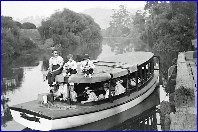 fairhalls_easter1919_boat_web.jpg